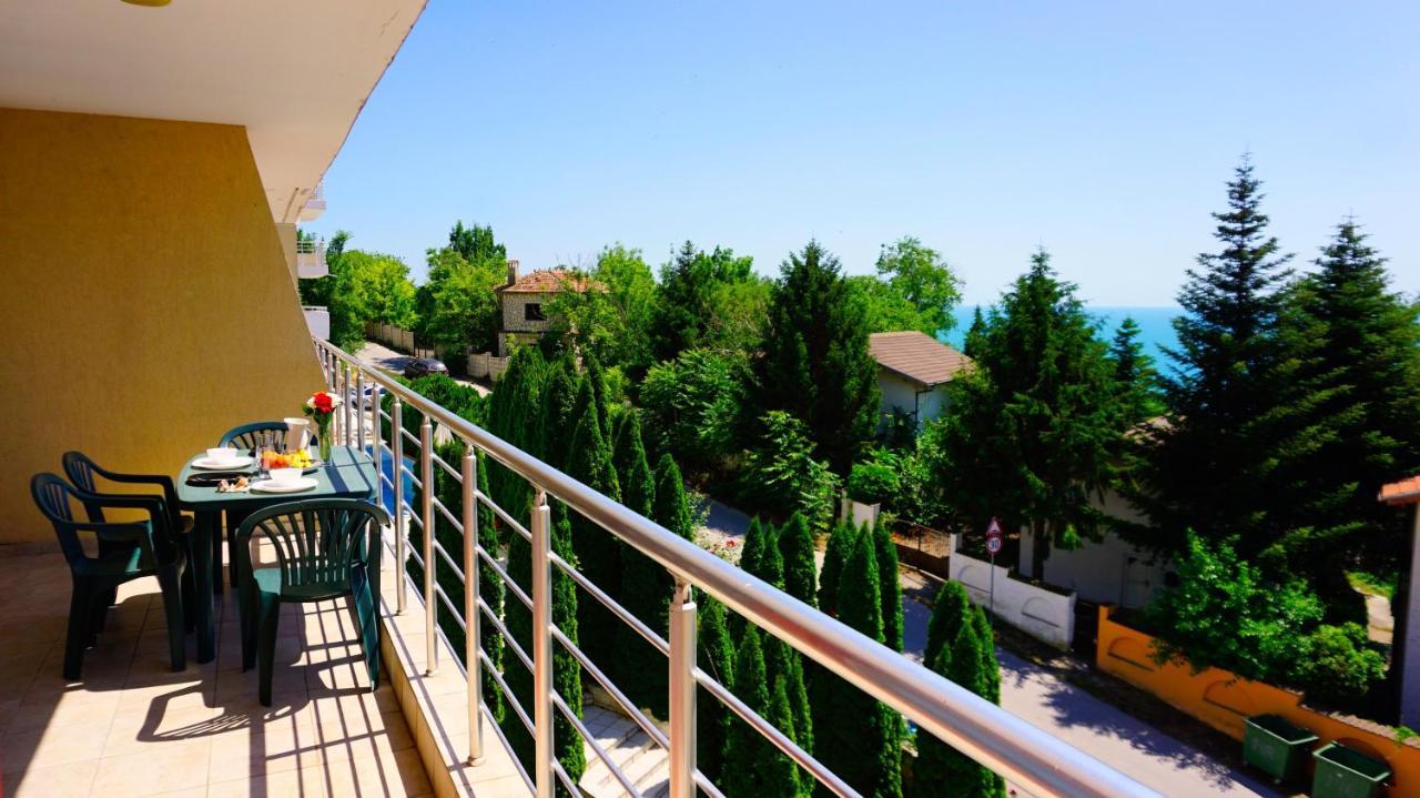 Apartment Marina Residence - Апартамент Марина Резидънс カヴァルナ エクステリア 写真