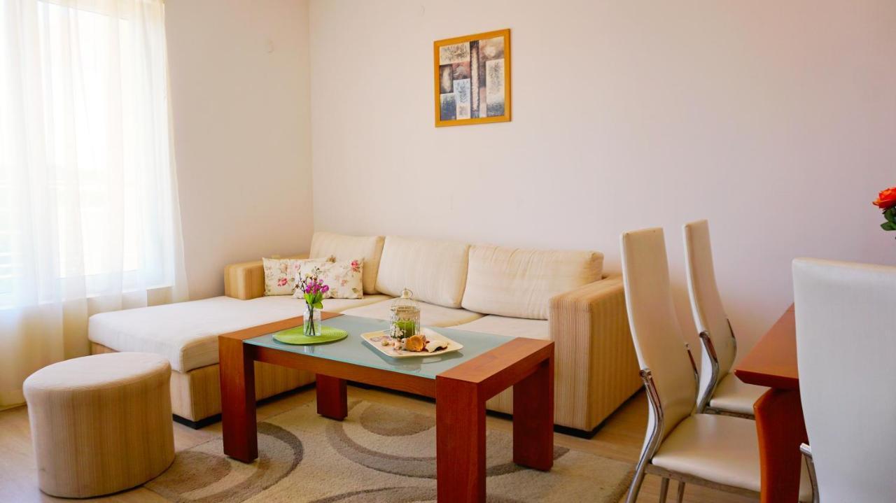 Apartment Marina Residence - Апартамент Марина Резидънс カヴァルナ エクステリア 写真